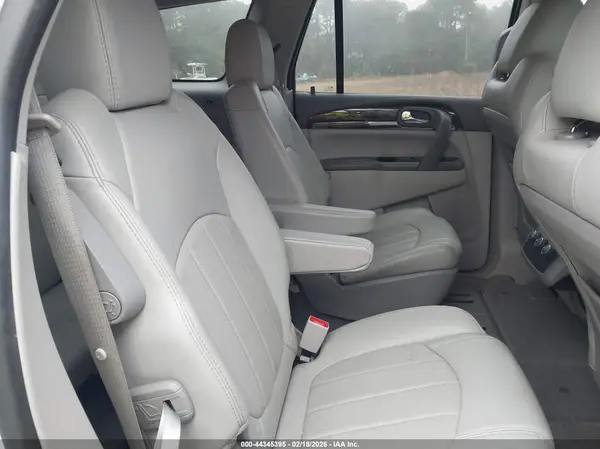 5GAKRBKD9HJ272001 2017 BUICK ENCLAVE - Image 8