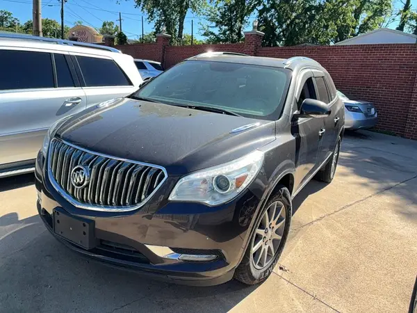 5GAKRBKD9HJ289882 2017 BUICK ENCLAVE - Image 2