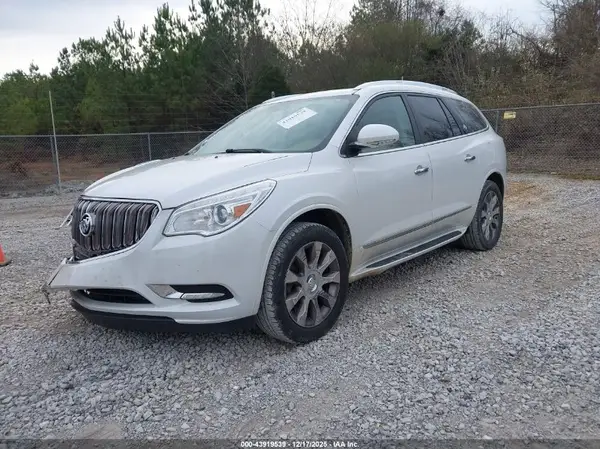 5GAKRBKD9HJ310360 2017 BUICK ENCLAVE - Image 2