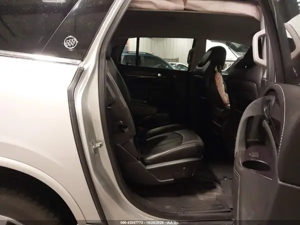 5GAKRBKD9HJ335310 2017 BUICK ENCLAVE - Image 8