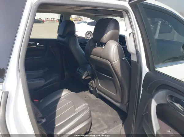 5GAKRCKD0HJ270160 2017 BUICK ENCLAVE - Image 8