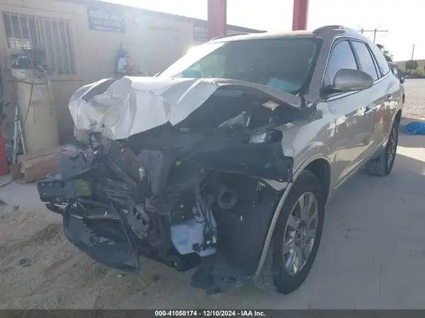 5GAKRCKD1GJ275074 2016 BUICK ENCLAVE - Image 2
