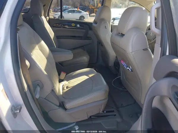 5GAKRCKD1GJ304895 2016 BUICK ENCLAVE - Image 8