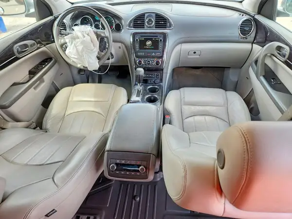 5GAKRCKD1HJ281118 2017 BUICK ENCLAVE - Image 8