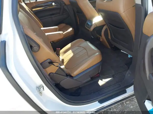 5GAKRCKD2GJ122641 2016 BUICK ENCLAVE - Image 8