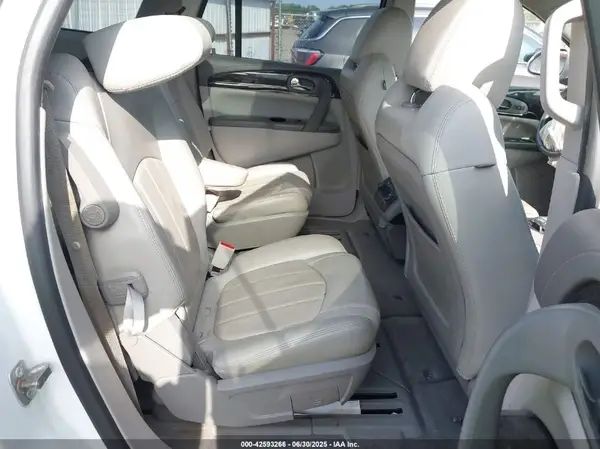 5GAKRCKD2GJ216650 2016 BUICK ENCLAVE - Image 8