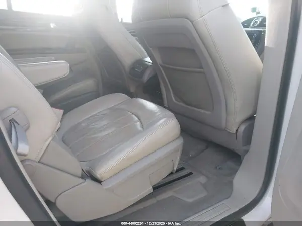 5GAKRCKD2GJ250085 2016 BUICK ENCLAVE - Image 8