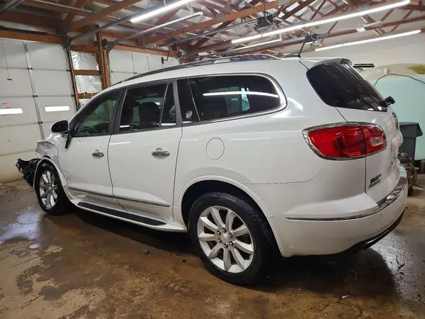 5GAKRCKD2GJ328946 2016 BUICK ENCLAVE - Image 2