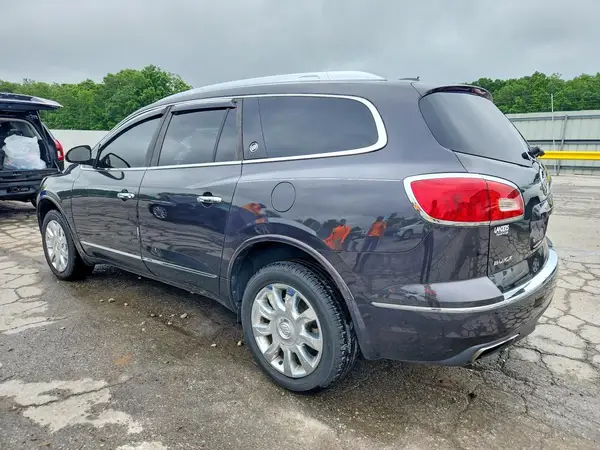 5GAKRCKD2HJ107929 2017 BUICK ENCLAVE - Image 2