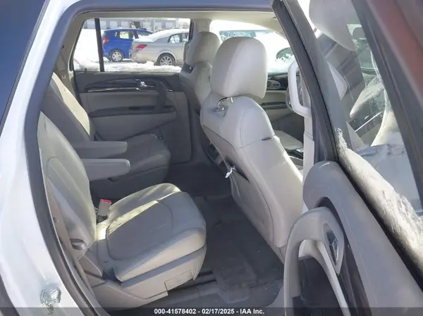 5GAKRCKD3HJ341156 2017 BUICK ENCLAVE - Image 8