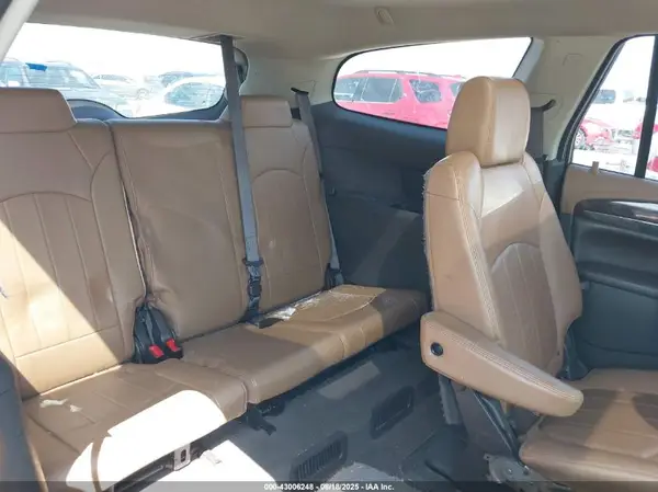 5GAKRCKD4GJ325157 2016 BUICK ENCLAVE - Image 8