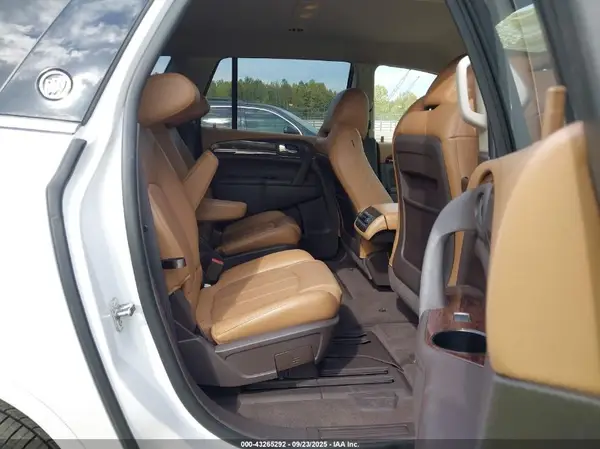 5GAKRCKD5GJ118745 2016 BUICK ENCLAVE - Image 8