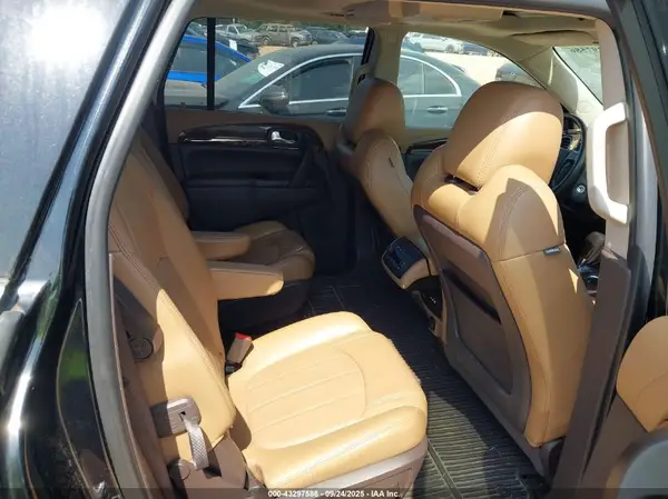 5GAKRCKD6HJ132803 2017 BUICK ENCLAVE - Image 8