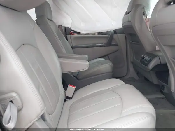 5GAKRCKD6HJ168085 2017 BUICK ENCLAVE - Image 8