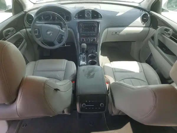 5GAKRCKD6HJ186070 2017 BUICK ENCLAVE - Image 8