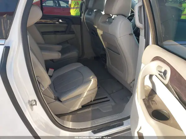 5GAKRCKD7GJ327503 2016 BUICK ENCLAVE - Image 8