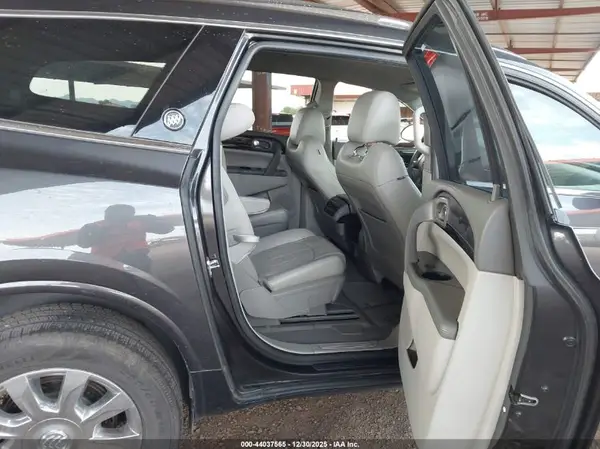 5GAKRCKD7GJ340672 2016 BUICK ENCLAVE - Image 8