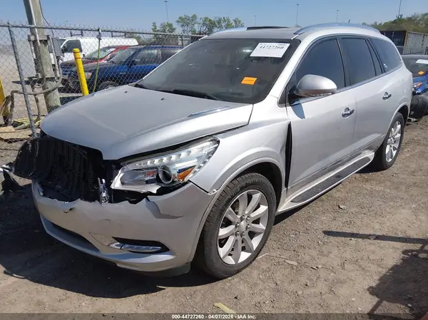 5GAKRCKD7HJ122068 2017 BUICK ENCLAVE - Image 2