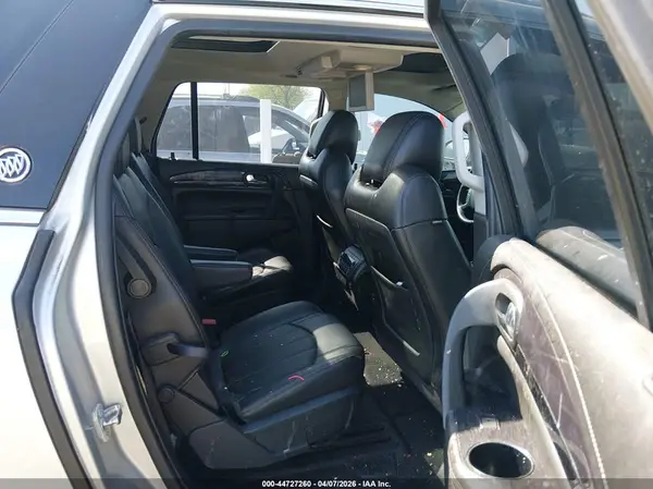 5GAKRCKD7HJ122068 2017 BUICK ENCLAVE - Image 8