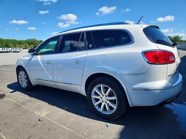 5GAKRCKD7HJ227547 2017 BUICK ENCLAVE - Image 2