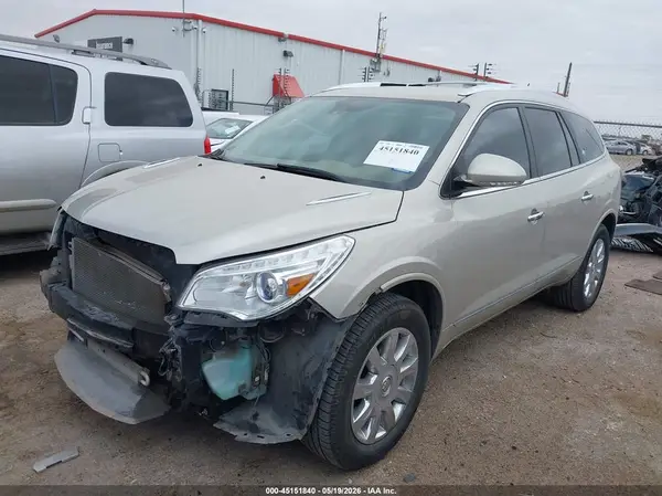 5GAKRCKD7HJ247846 2017 BUICK ENCLAVE - Image 2