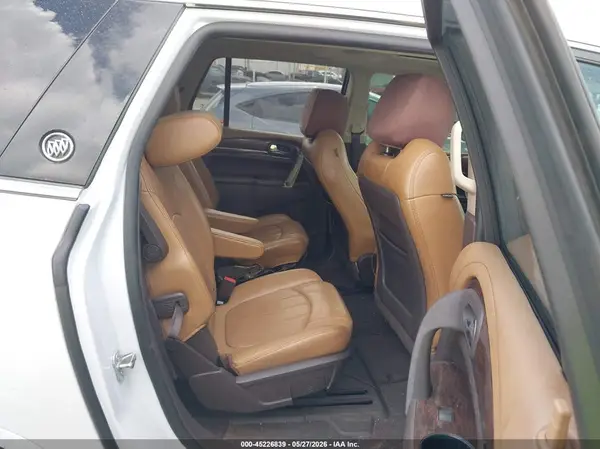 5GAKRCKD8HJ218226 2017 BUICK ENCLAVE - Image 8