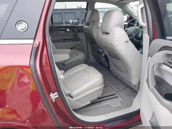 5GAKRCKD8HJ235981 2017 BUICK ENCLAVE - Image 8