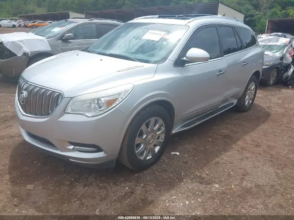 5GAKRCKD9GJ173490 2016 BUICK ENCLAVE - Image 2