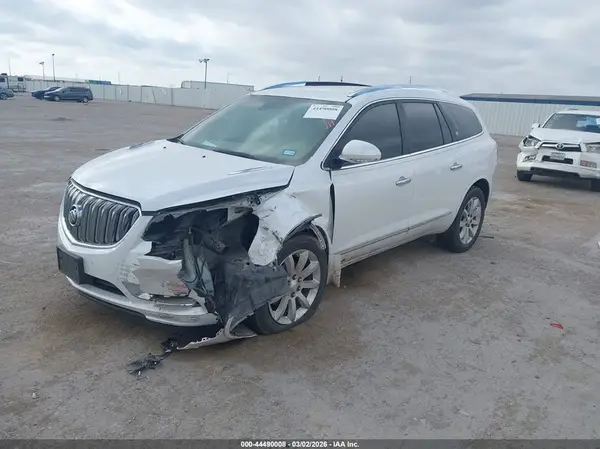 5GAKRCKD9HJ105935 2017 BUICK ENCLAVE - Image 2