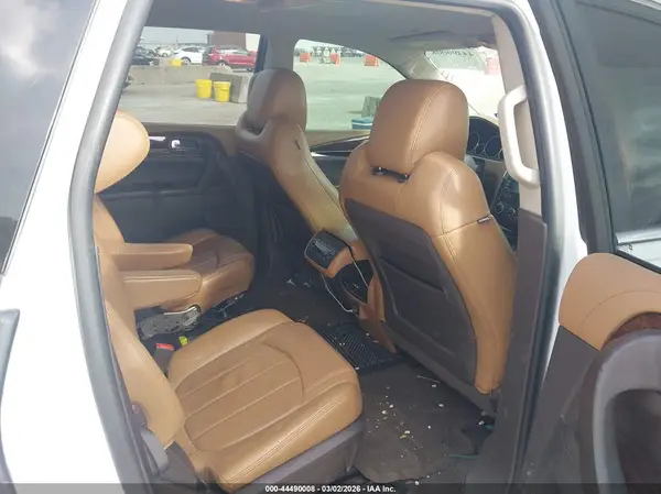 5GAKRCKD9HJ105935 2017 BUICK ENCLAVE - Image 8