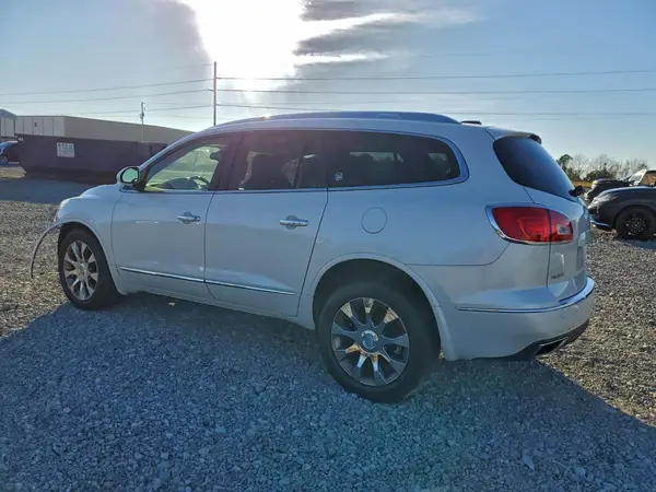 5GAKRCKD9HJ211351 2017 BUICK ENCLAVE - Image 2