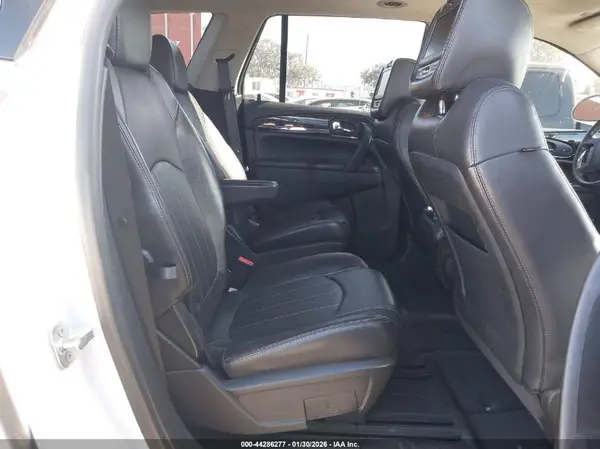 5GAKRCKD9HJ343428 2017 BUICK ENCLAVE - Image 8