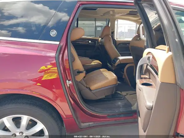 5GAKRCKDXHJ202092 2017 BUICK ENCLAVE - Image 8