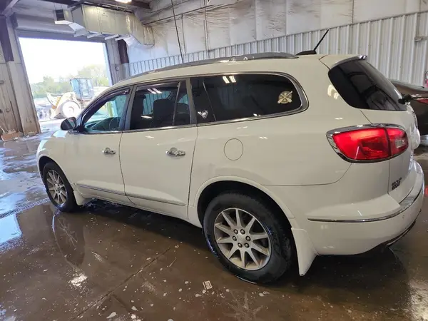 5GAKVBKD0HJ159467 2017 BUICK ENCLAVE - Image 2