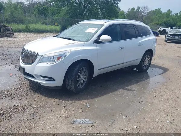 5GAKVBKD1HJ235956 2017 BUICK ENCLAVE - Image 2