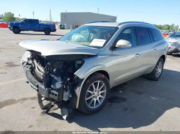 5GAKVBKD1HJ245810 2017 BUICK ENCLAVE - Image 2