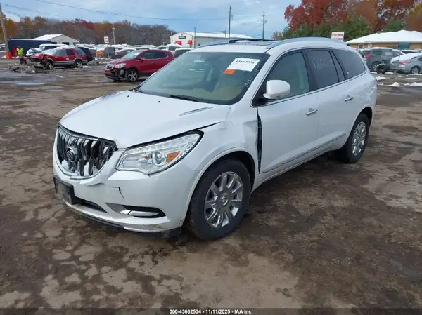 5GAKVBKD2GJ327561 2016 BUICK ENCLAVE - Image 2