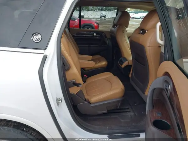 5GAKVBKD2GJ327561 2016 BUICK ENCLAVE - Image 8