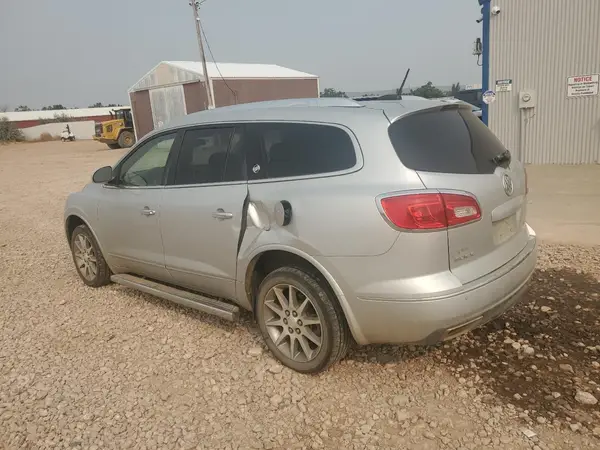 5GAKVBKD2HJ280338 2017 BUICK ENCLAVE - Image 2