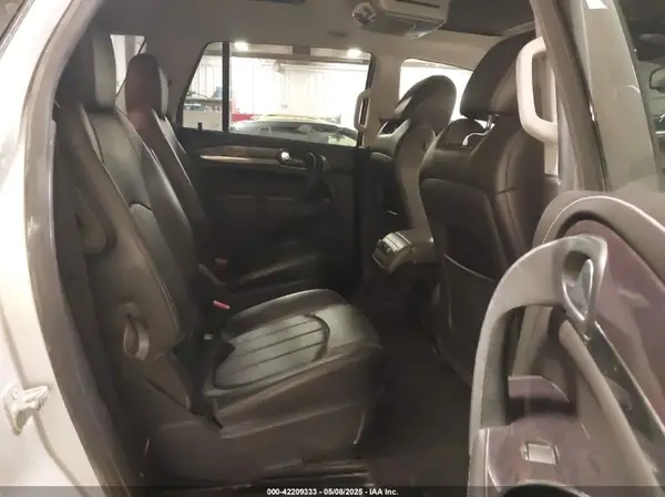 5GAKVBKD2HJ339677 2017 BUICK ENCLAVE - Image 8