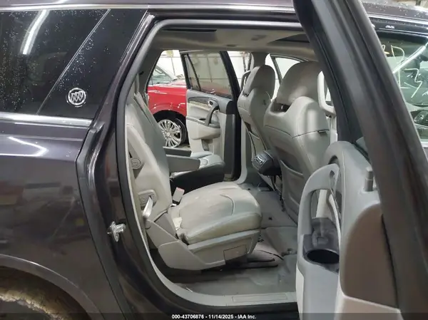 5GAKVBKD3GJ117325 2016 BUICK ENCLAVE - Image 8