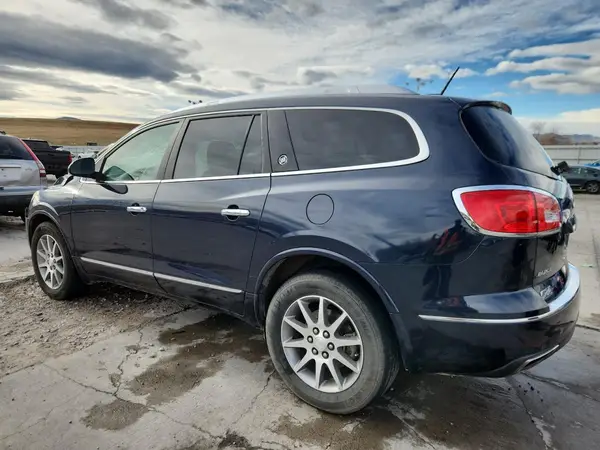 5GAKVBKD3GJ125439 2016 BUICK ENCLAVE - Image 2