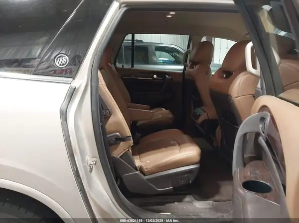 5GAKVBKD3GJ244267 2016 BUICK ENCLAVE - Image 8