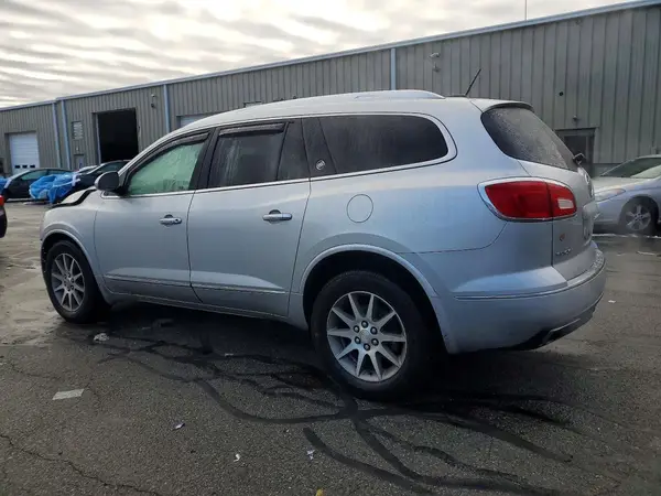 5GAKVBKD3GJ262820 2016 BUICK ENCLAVE - Image 2