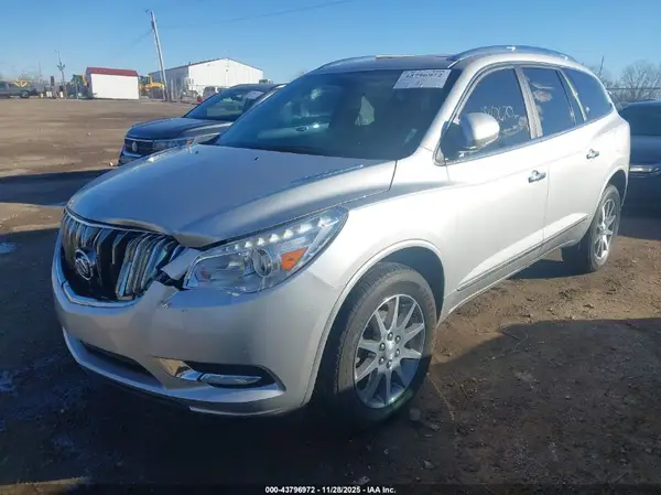 5GAKVBKD3HJ124308 2017 BUICK ENCLAVE - Image 2