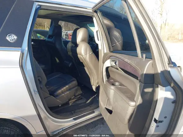 5GAKVBKD3HJ124308 2017 BUICK ENCLAVE - Image 8