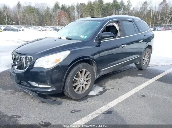 5GAKVBKD3HJ124504 2017 BUICK ENCLAVE - Image 2
