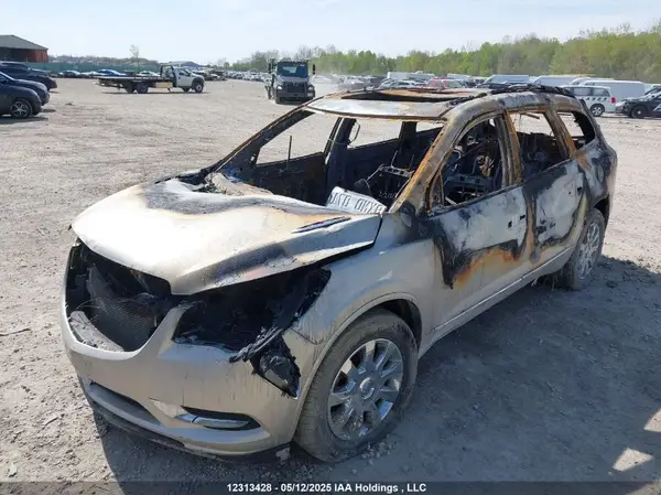 5GAKVBKD3HJ188008 2017 BUICK ENCLAVE - Image 2