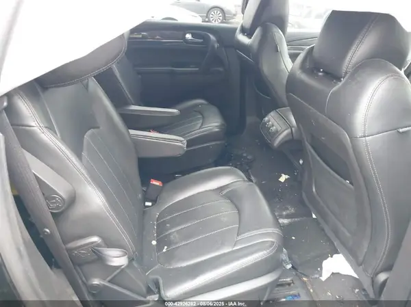 5GAKVBKD3HJ240012 2017 BUICK ENCLAVE - Image 8