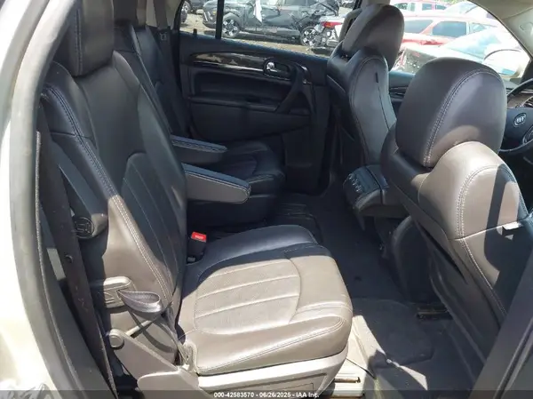5GAKVBKD3HJ242763 2017 BUICK ENCLAVE - Image 8